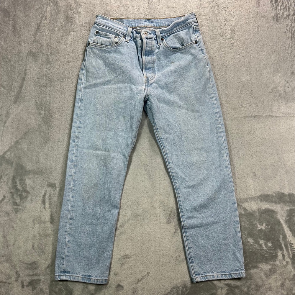 Levis 501 Original Fit Women 28X26 Light Wash Straight Leg Jeans Casual Button